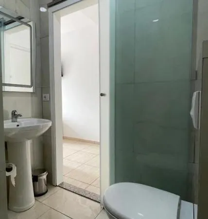 Hotel Skura *